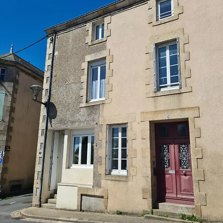 Dors Fee Duplex Avec Toit-terrasse Et Salle De Jeux - Centre Bourg A 4 Min Du Puy Dufou Holiday home