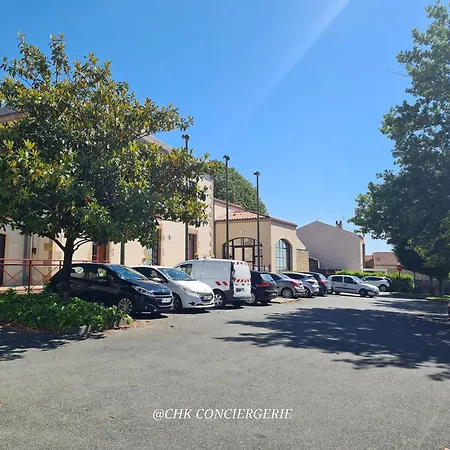 Dors Fee Duplex Avec Toit-terrasse Et Salle De Jeux - Centre Bourg A 4 Min Du Puy Dufou * Les Épesses