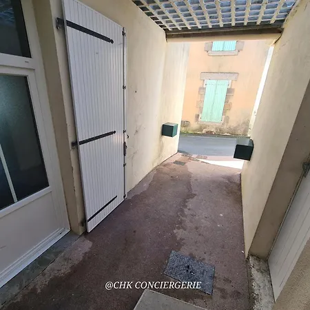 Ferienhaus Dors Fee Duplex Avec Toit-terrasse Et Salle De Jeux - Centre Bourg A 4 Min Du Puy Dufou Les Épesses