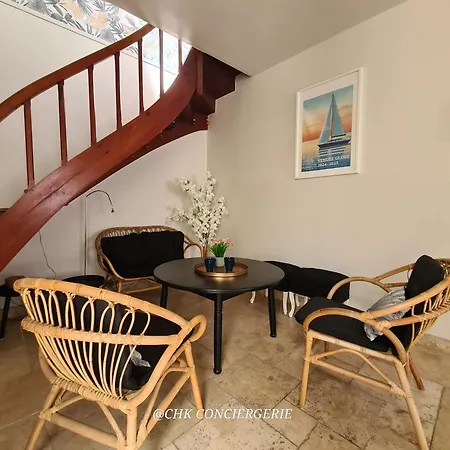 Dors Fee Duplex Avec Toit-terrasse Et Salle De Jeux - Centre Bourg A 4 Min Du Puy Dufou Holiday home Les Epesses