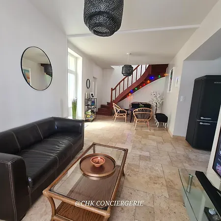 Ferienhaus Dors Fee Duplex Avec Toit-terrasse Et Salle De Jeux - Centre Bourg A 4 Min Du Puy Dufou Les Épesses