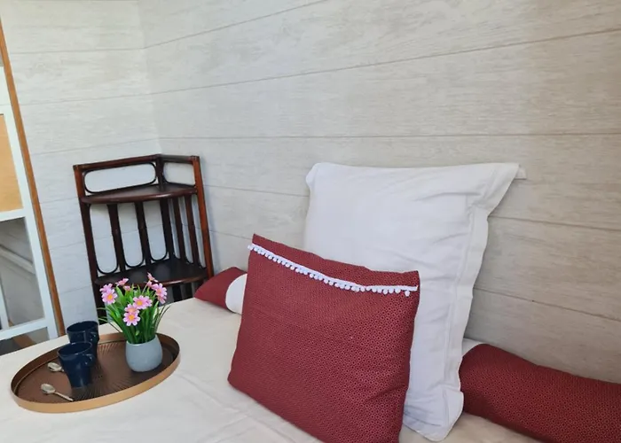 Casa de Férias Dors Fée Duplex Avec Toit-terrasse Et Salle De Jeux - Centre Bourg à 4 Min Du Puy Dufou Les Épesses