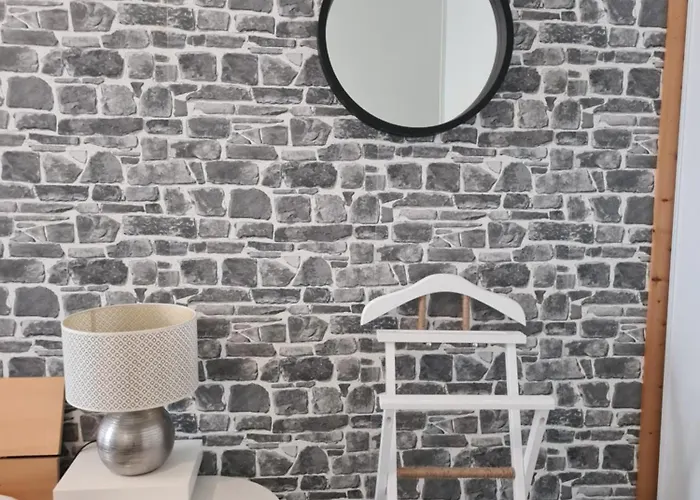 Dors Fée Duplex Avec Toit-terrasse Et Salle De Jeux - Centre Bourg à 4 Min Du Puy Dufou Casa de Férias Les Épesses