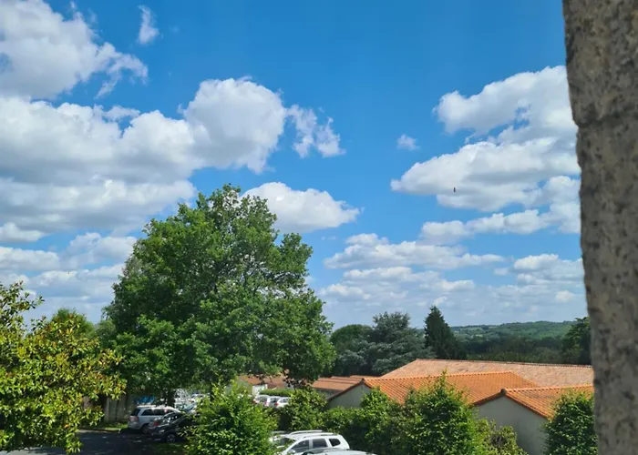 Dors Fée Duplex Avec Toit-terrasse Et Salle De Jeux - Centre Bourg à 4 Min Du Puy Dufou * Les Épesses